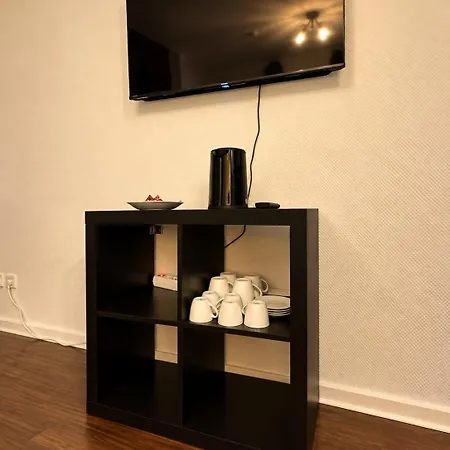 Urbannest Modern Loft Suite